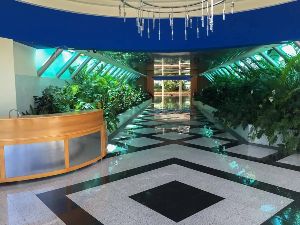 דירות בנאלמדנה Apt With Heated Pool & Excellent Location - Todoholiday 0*,  ספרד